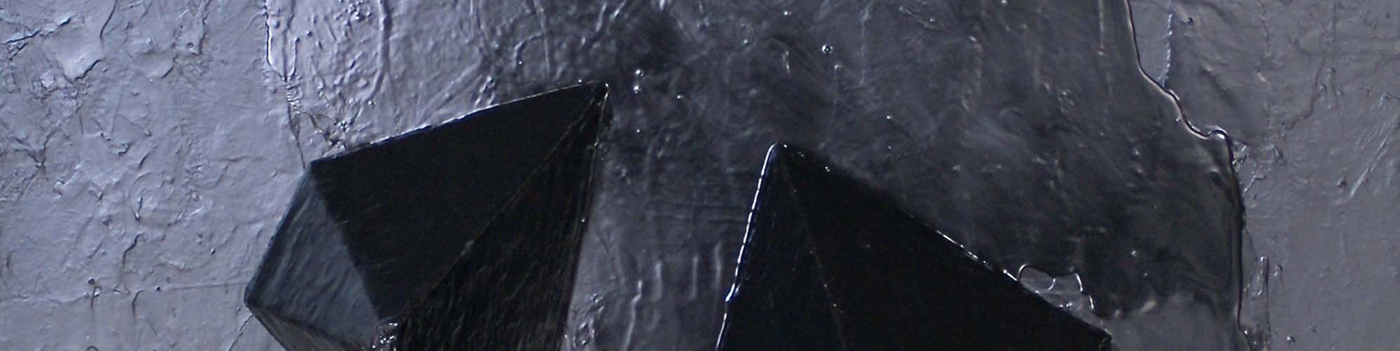 Dolmen power, venus black