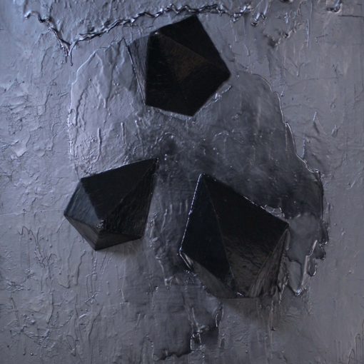 Dolmen power, venus black